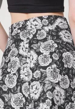 A-Linien-Rock - Black/white 11 A-Linien-Rock - Black/white -Anna Field 3a80a75ead6d463b8155f7b9a43e073c