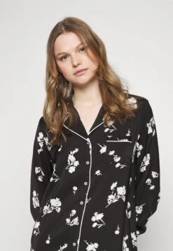 Anna Field SET - Pyjama - Black/offwhite -Anna Field 43867bdca61a4ccb9e2c4b0593b5f820