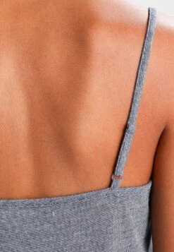 Anna Field SET - Nachtwäsche Set - Off-white/dark Blue -Anna Field 49d51a315b42407db76066305cc81b2a