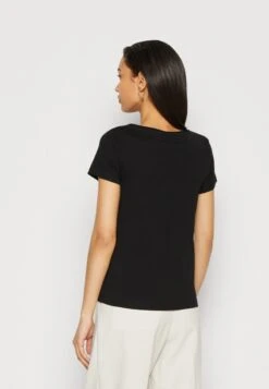 Anna Field 3 PACK - T-Shirt Basic - Black/white/mottled Light Grey 8 Anna Field 3 PACK - T-Shirt Basic - Black/white/mottled Light Grey -Anna Field 52b55584a4f34fd6b2a6e39ab82a4a70