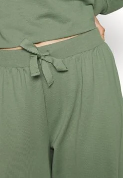 Anna Field Nachtwäsche Set - Khaki 11 Anna Field Nachtwäsche Set - Khaki -Anna Field 979e1c88e83d4d76a08f6239c136f16f